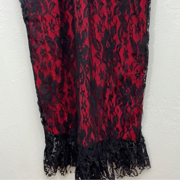Switchblade Stiletto Red & Black Lace Bodycon Maxi Dress - Picture 9 of 12